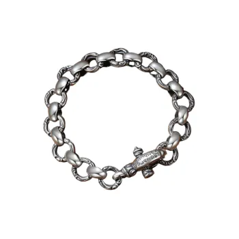 Retro Fashionable Bracelet