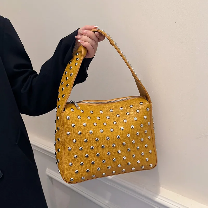 Punk Zipper Shoulder Bag-1