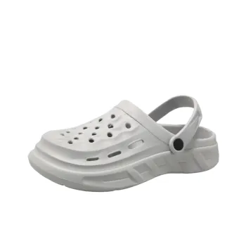 Simple Basics Clogs