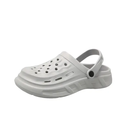 Simple Basics Clogs