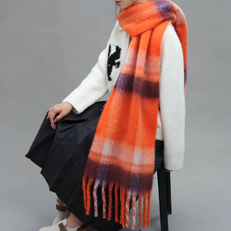 Simple Plaid Knit Scarf-5