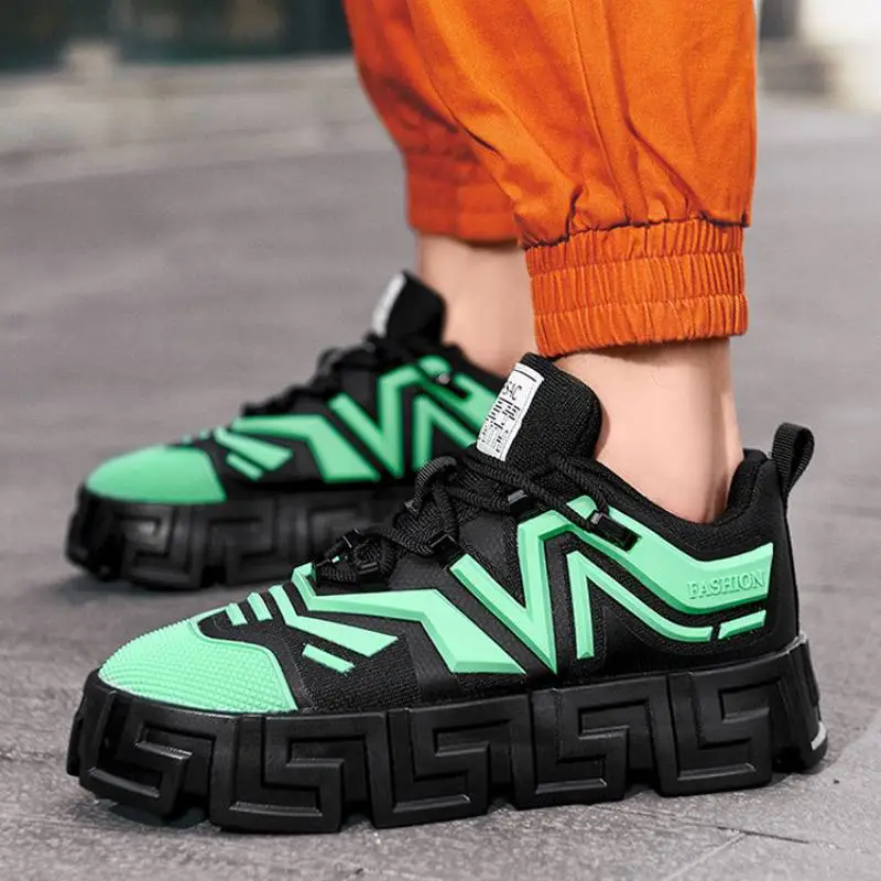 Fashionable Contrast Color Skateboarding Shoes-1