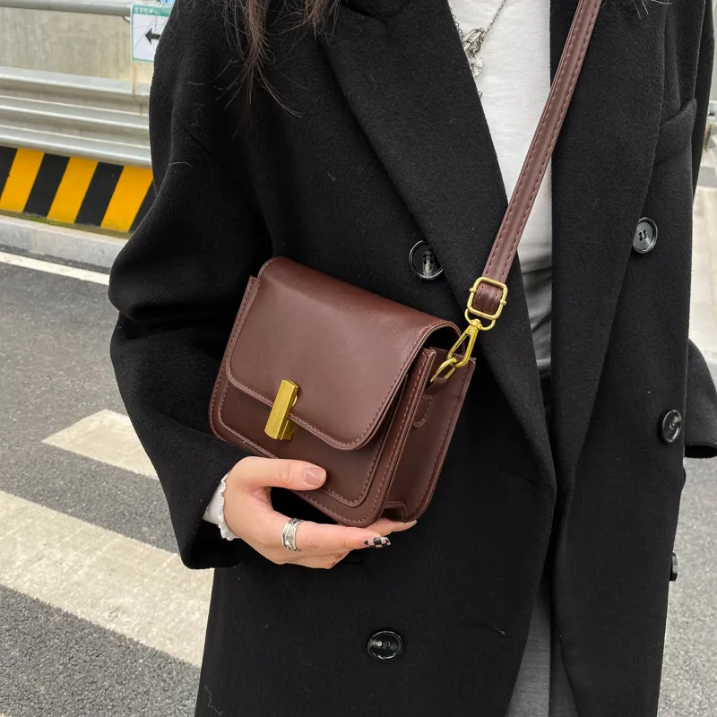 Fashionable Basics Crossbody Bag-5