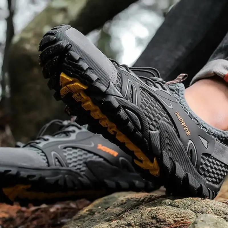 Basics Sporty Hiking Shoes-8