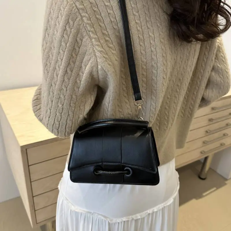 Casual Fashionable Crossbody Bag-1