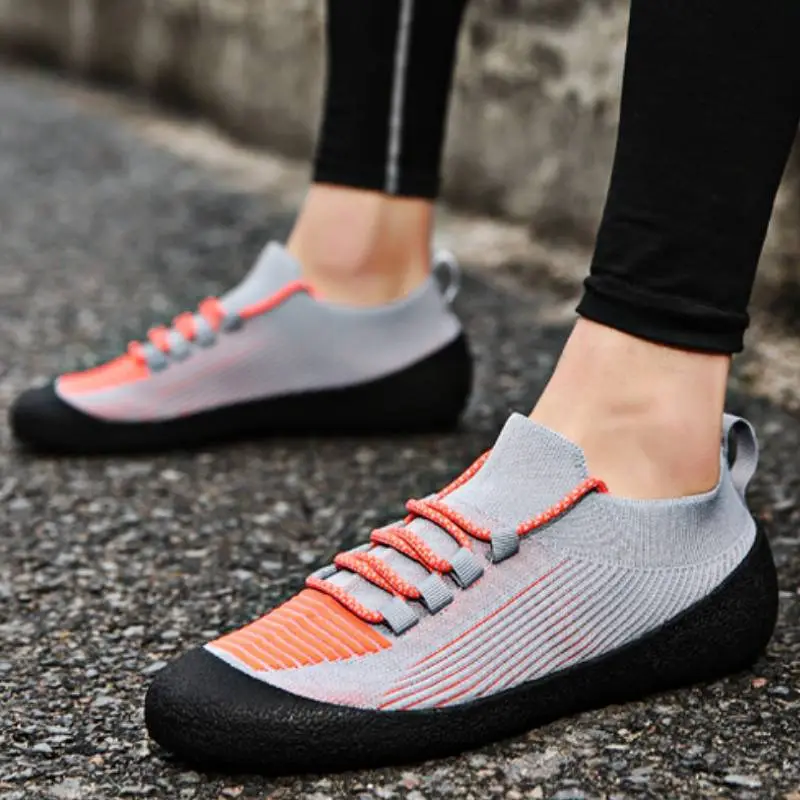Sporty Breathable River Trekking Shoes-4