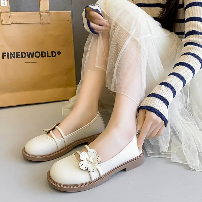 Fashionable Retro Mary Jane Shoes-4