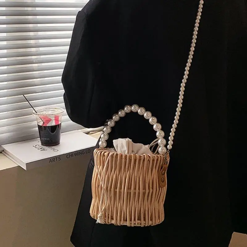 Simple Basics Handbag-2