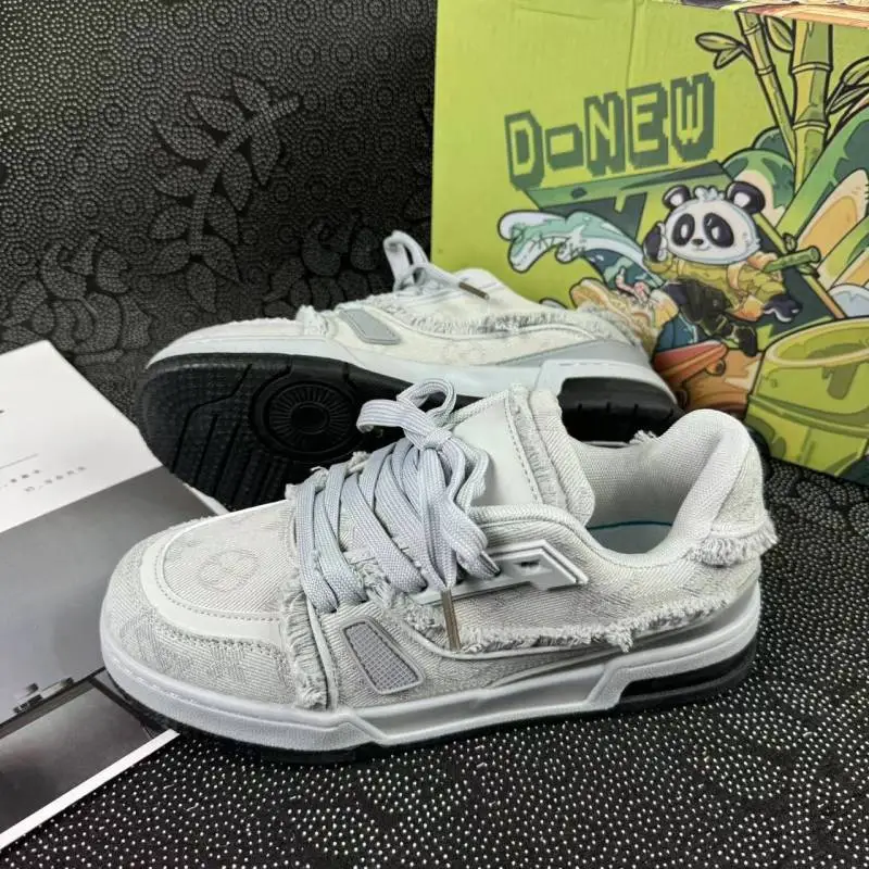 Funky Cool Stylish Skateboarding Shoes-4