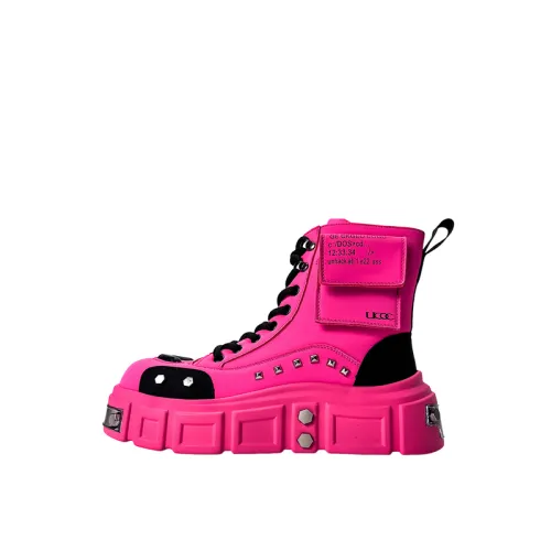 Fashionable Basics Martin Boot