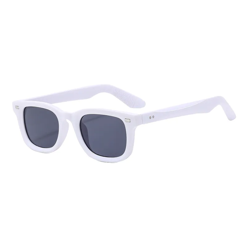 Retro Fashionable Sunglasses-6