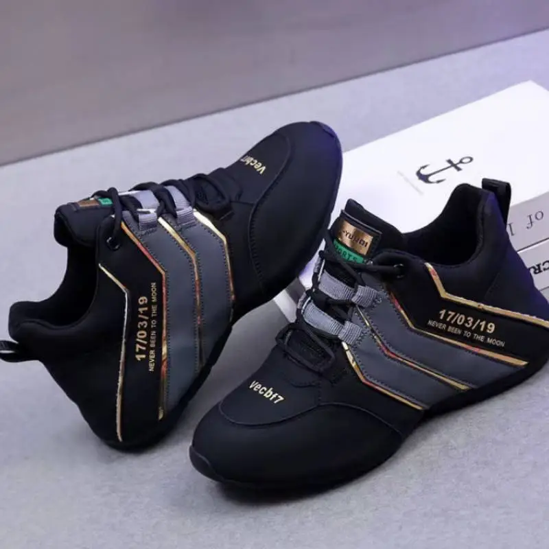 Casual Breathable Running Shoes-3