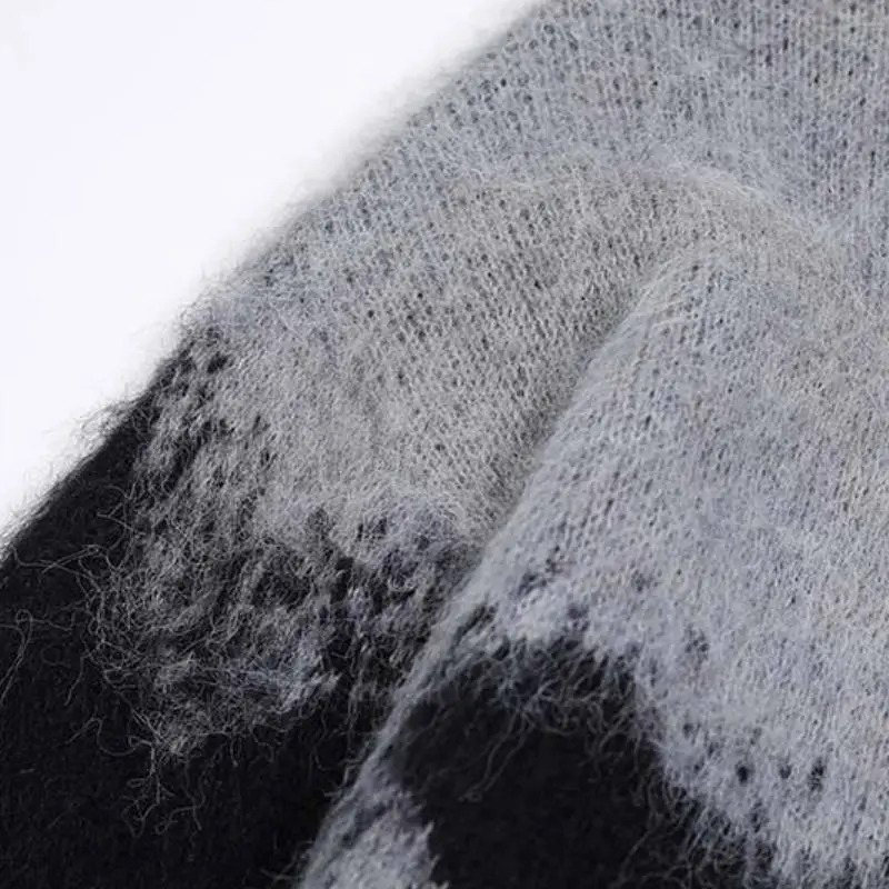 Retro Loose Sweater-4