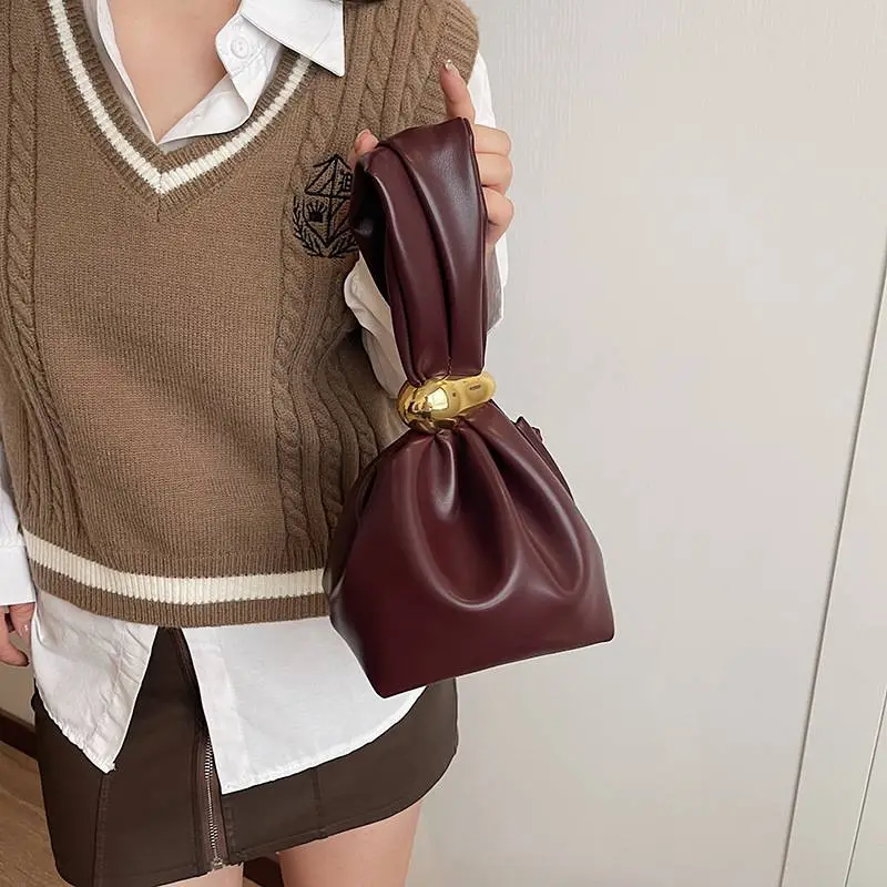 Fashionable Basics Handbag-2