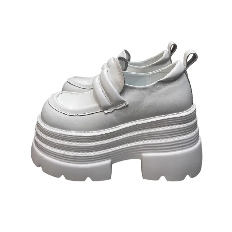 Retro Fashion Glamorous Loafer-0
