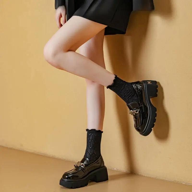 Simple Fashionable Loafer-1