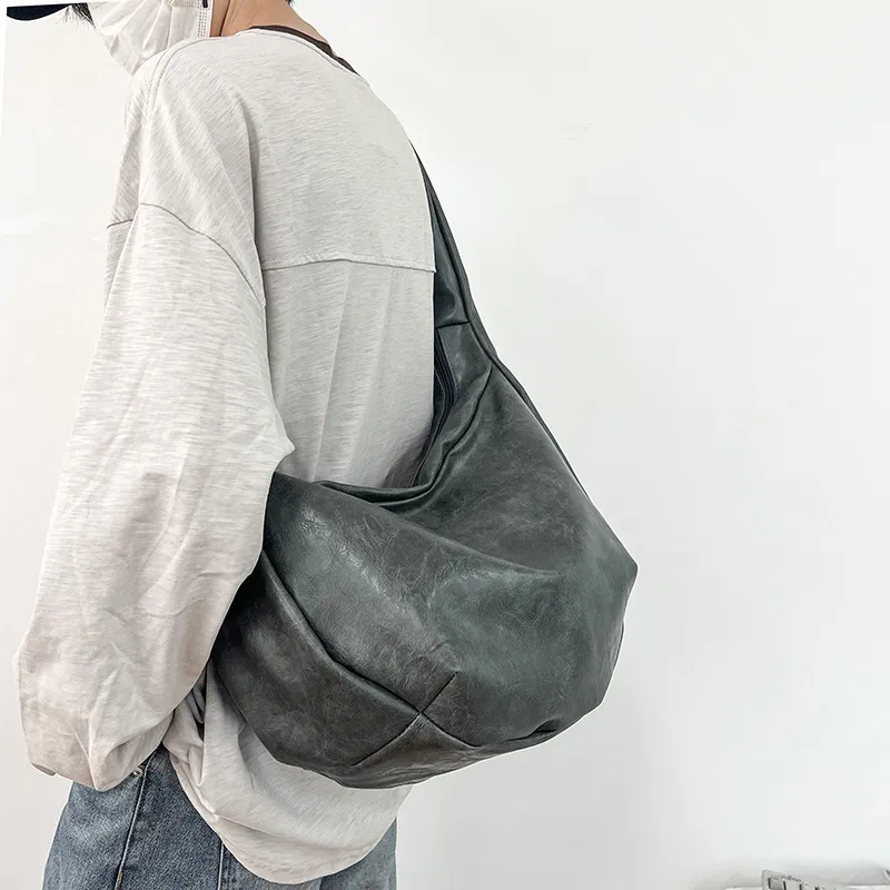 Fashionable Simple Crossbody Bag-2