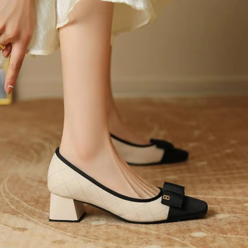 Retro Contrast Color High Heels-5
