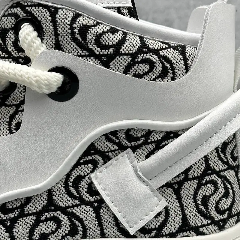 Basics Simple Stylish Skateboarding Shoes-6