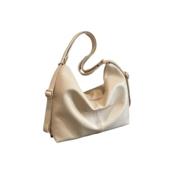 Retro Large Capacity Shoulder Bag