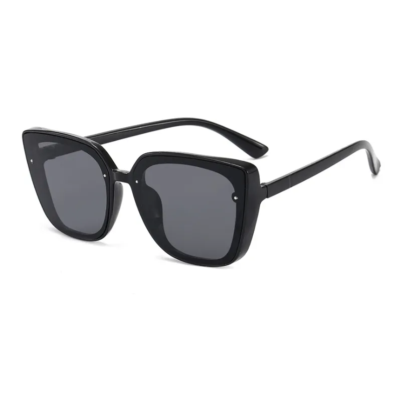 Retro Fashionable Sunglasses-1