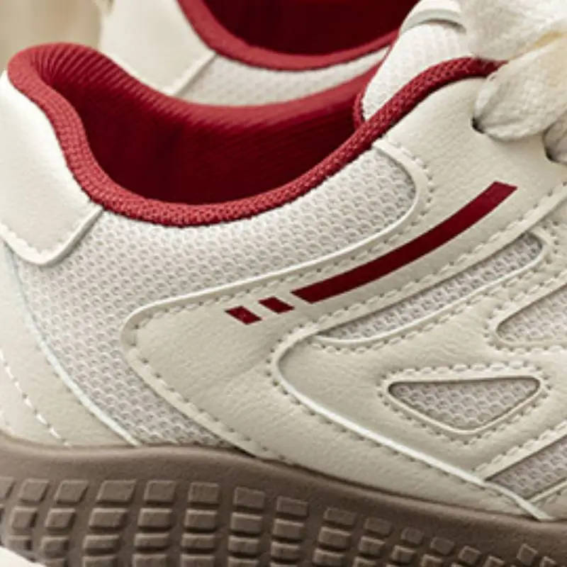 Sporty Lightweight Lifestyle Shoes-4