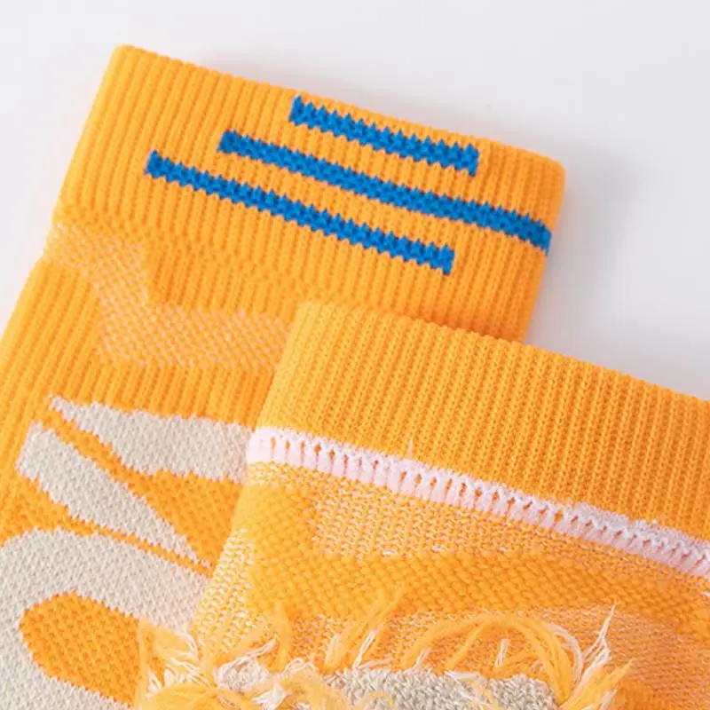 Sporty Letter Polyester Mid Calf Sock-3
