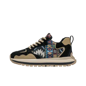Fashionable Embroidery Lifestyle Shoes