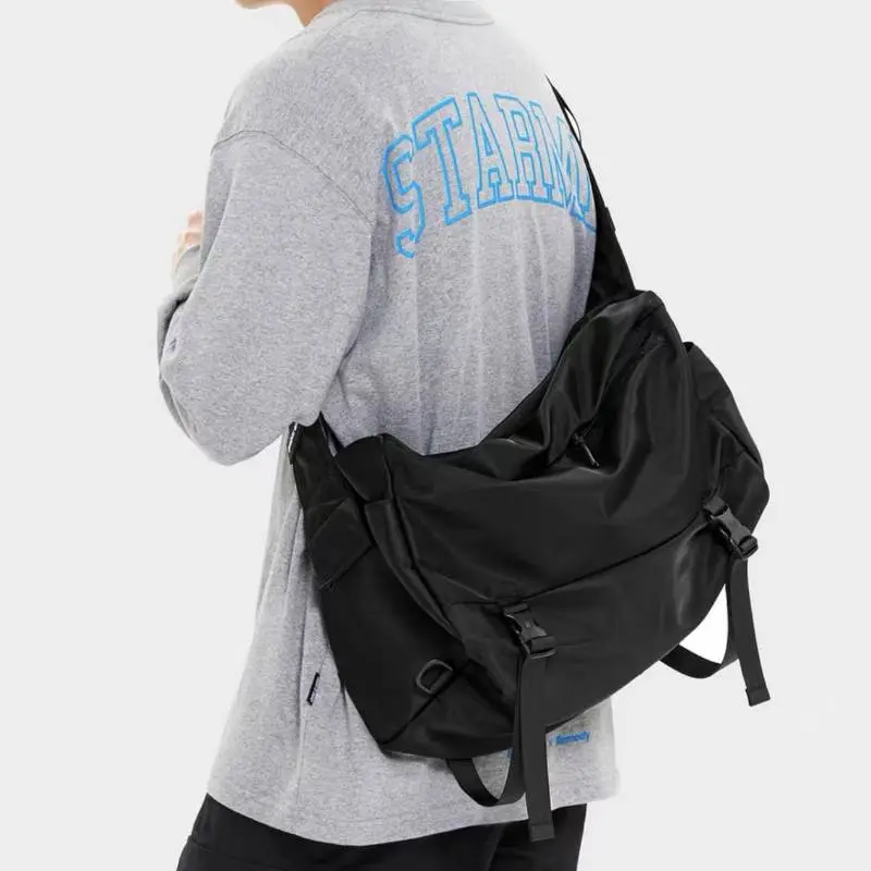 Fashionable Simple Crossbody Bag-2