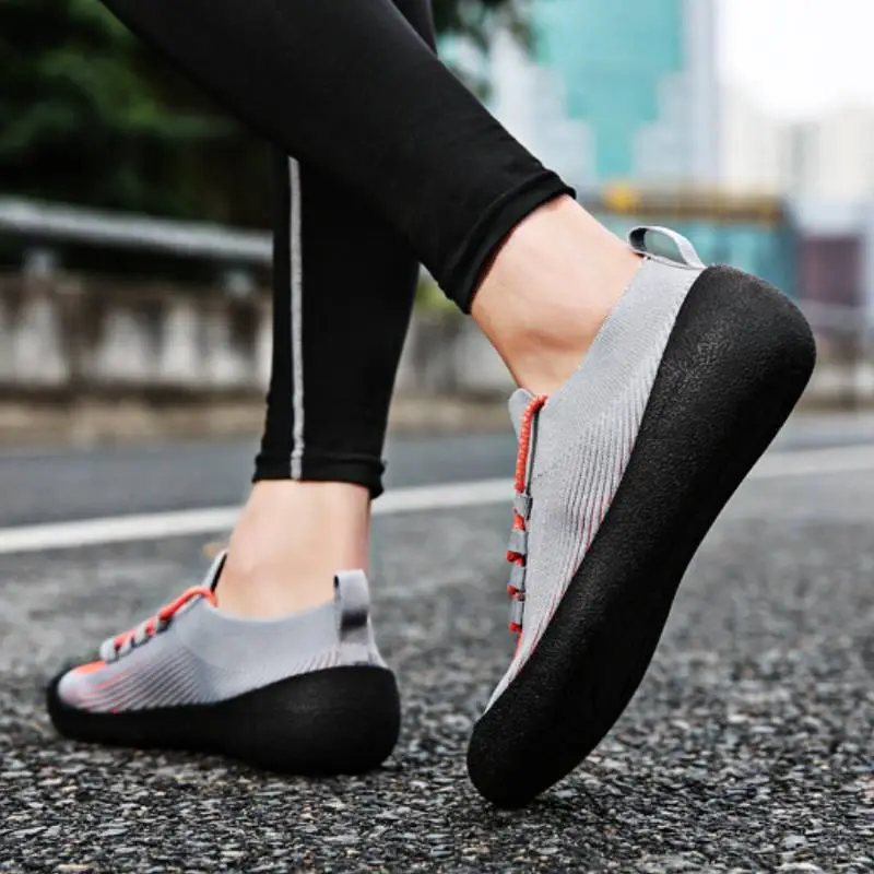 Sporty Breathable River Trekking Shoes-5
