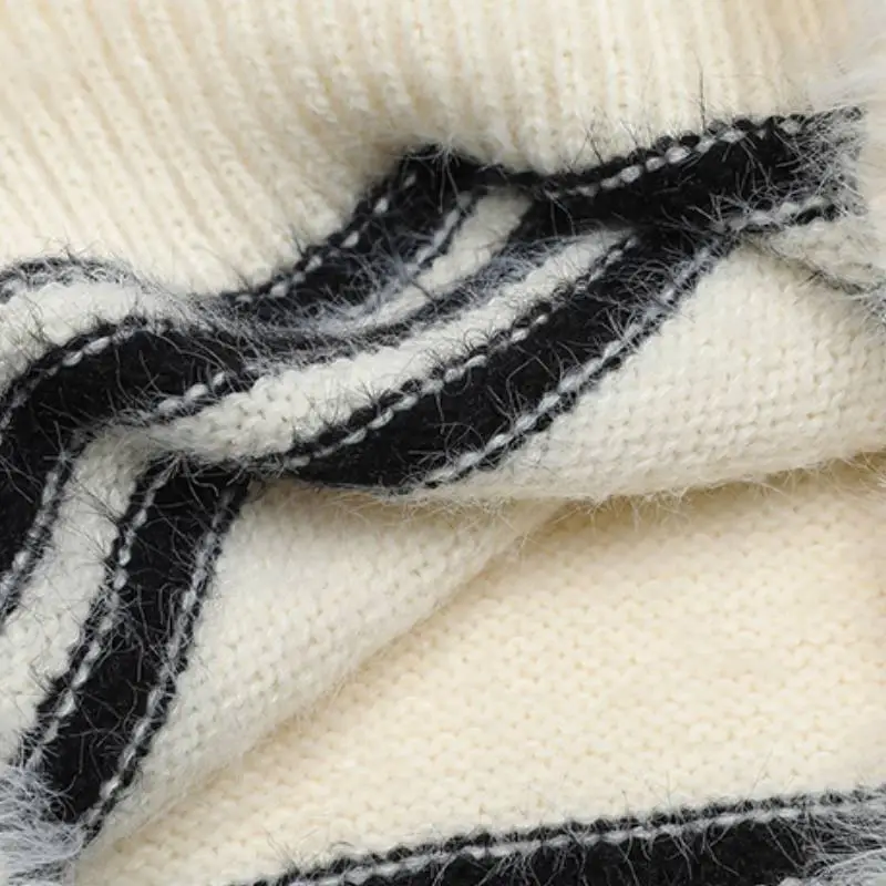 Loose Contrast Color Sweater-3