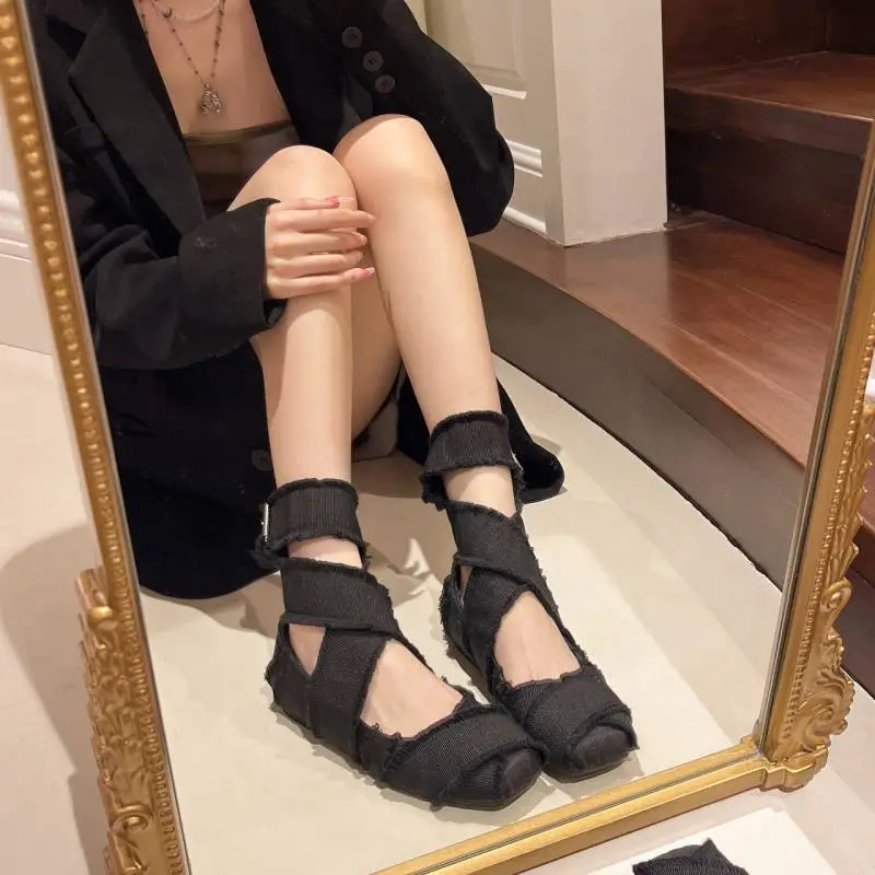 Retro Basics Mary Jane Shoes-4
