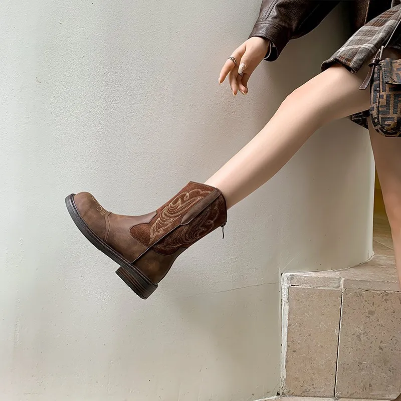 Retro Embroidery Martin Boot-1