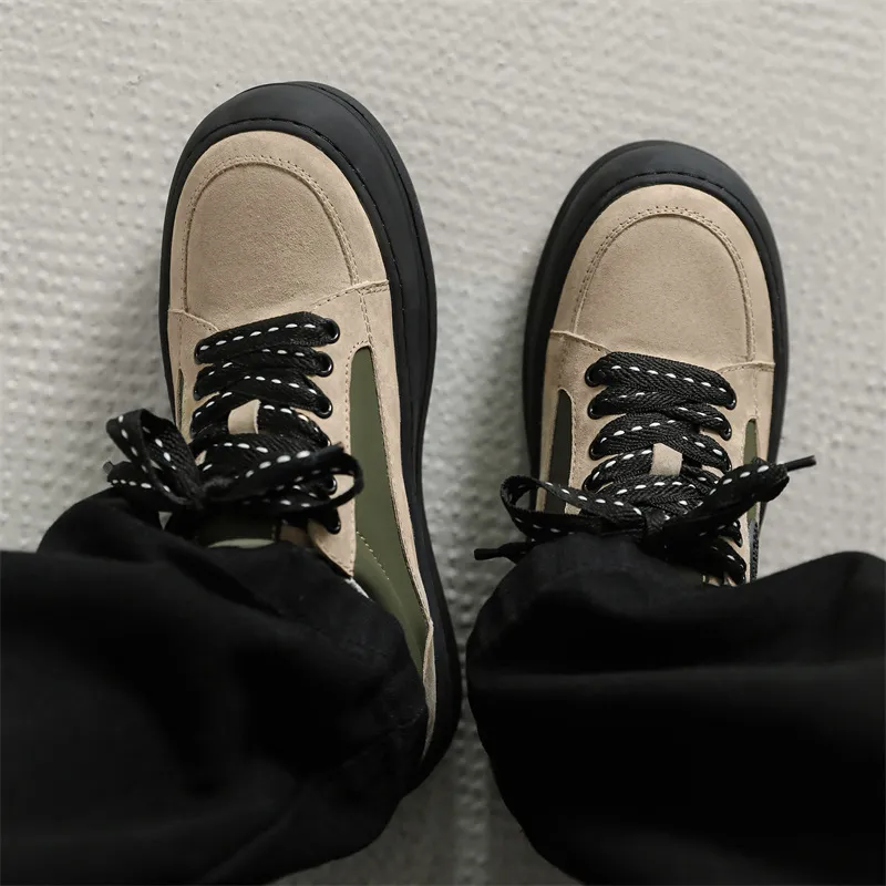 Casual Sporty Stylish Skateboarding Shoes-2
