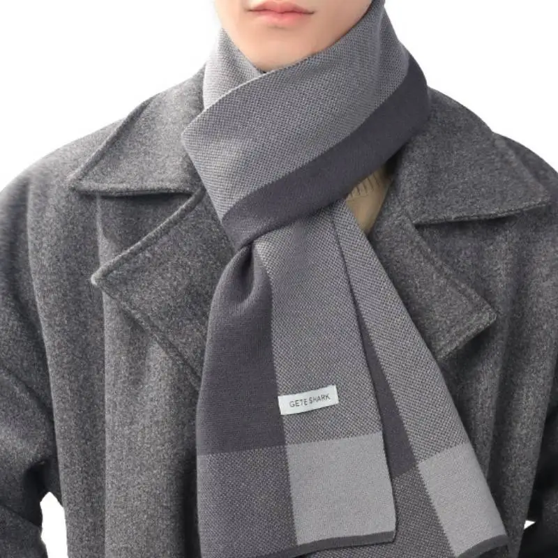 Simple Plaid Knit Scarf-1