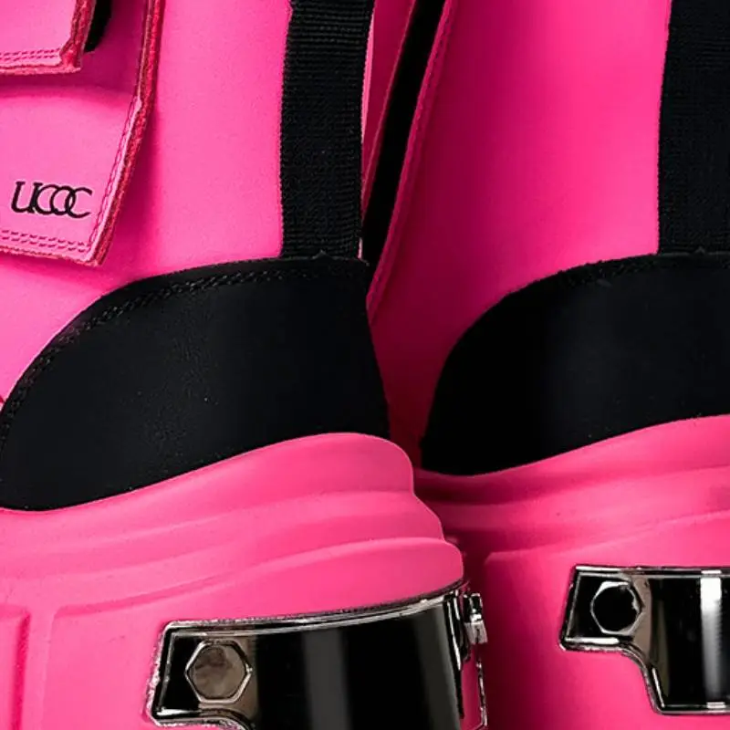 Fashionable Basics Martin Boot-5