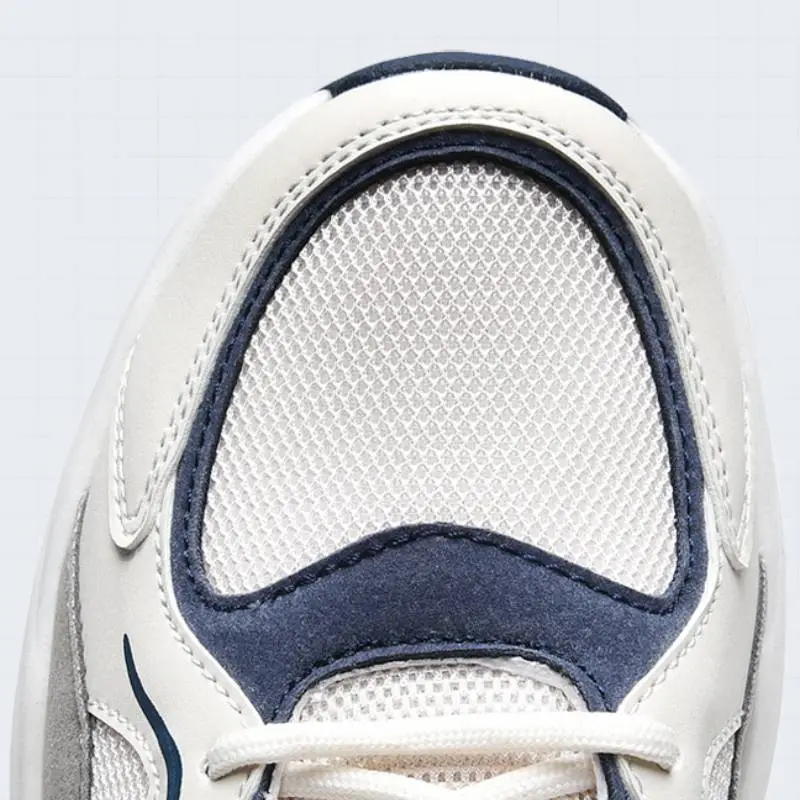 Sporty Breathable Running Shoes-4