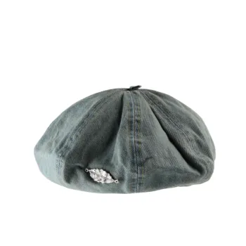 Simple Basics Beret