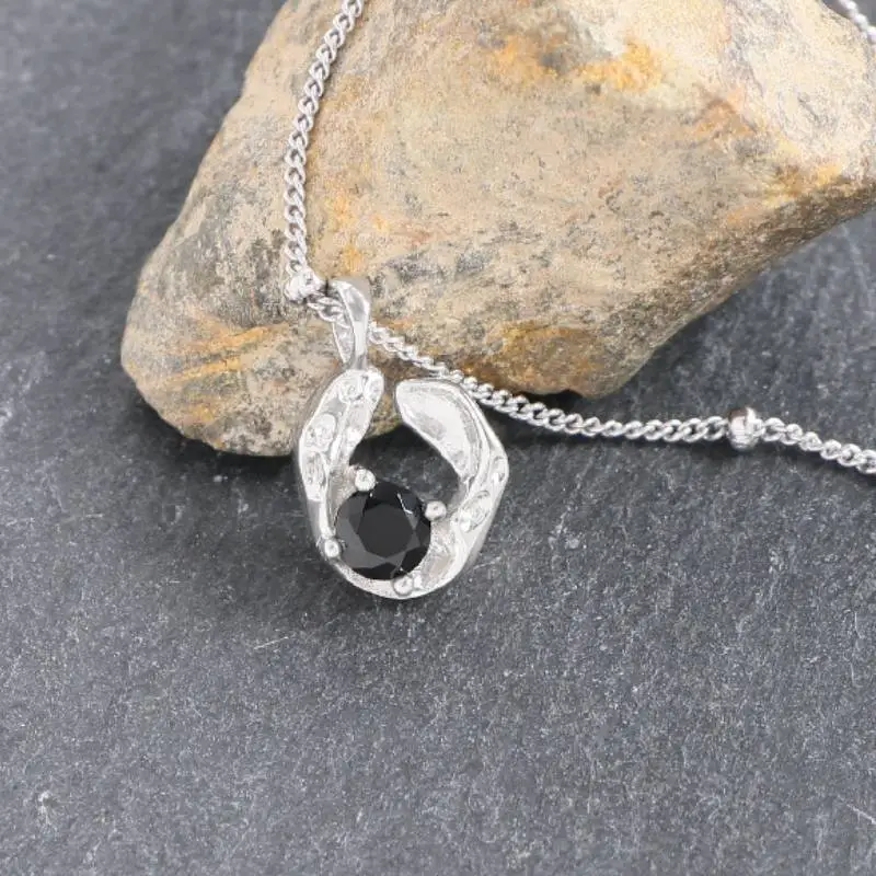 Fashionable Simple Necklace-2