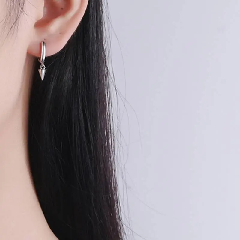 Simple Basics Earring-1