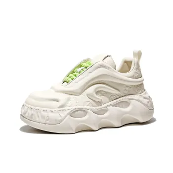 Fashionable Versatile Trendy Thick Soled Shoes
