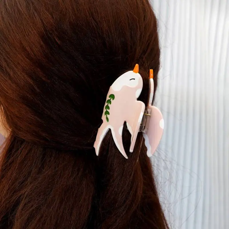 Basics Funky Hair Clip-2