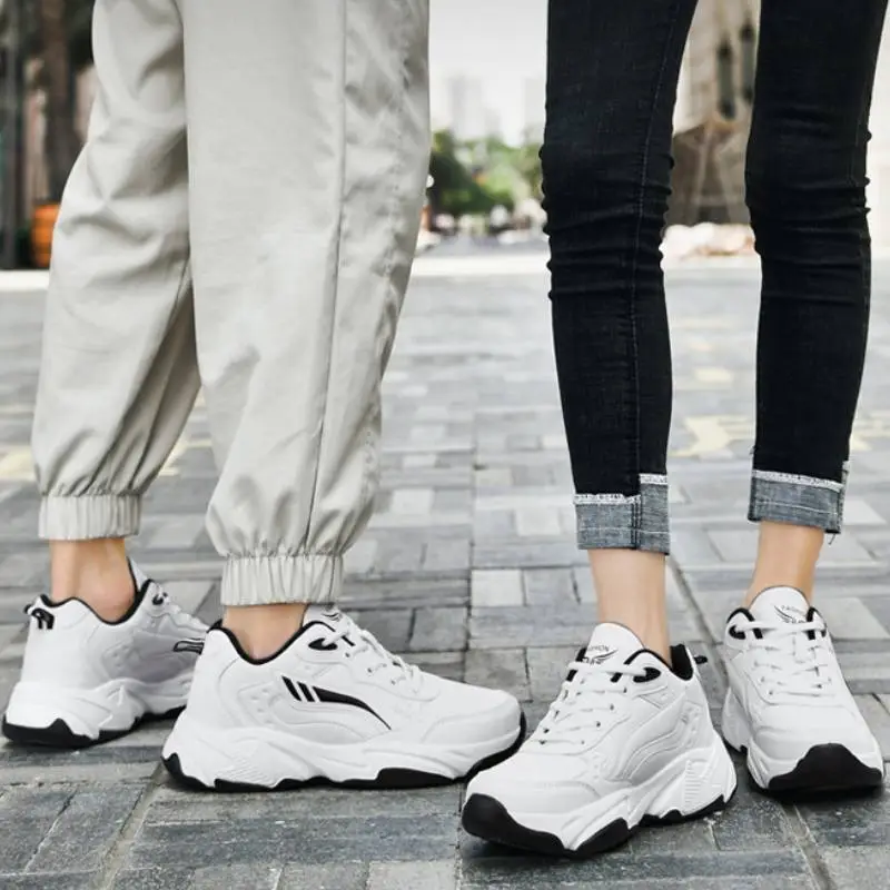 Simple Lightweight Running Shoes-1