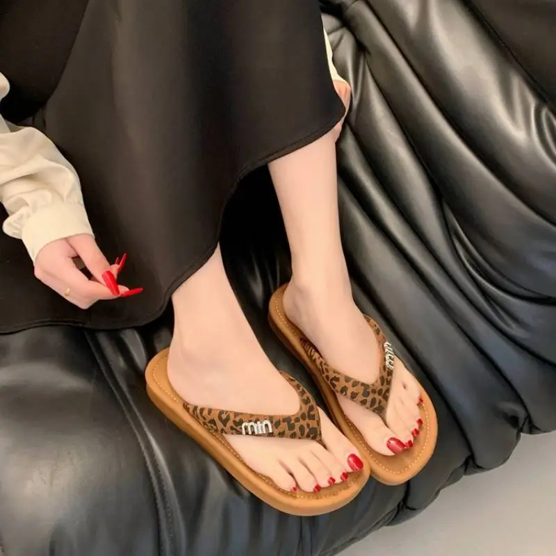 Fashion Trendy Flip Flops-3