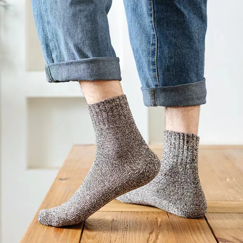 Casual Sporty Polyester Mid Calf Sock-3