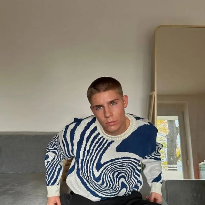 Casual Retro Loose Sweater-2