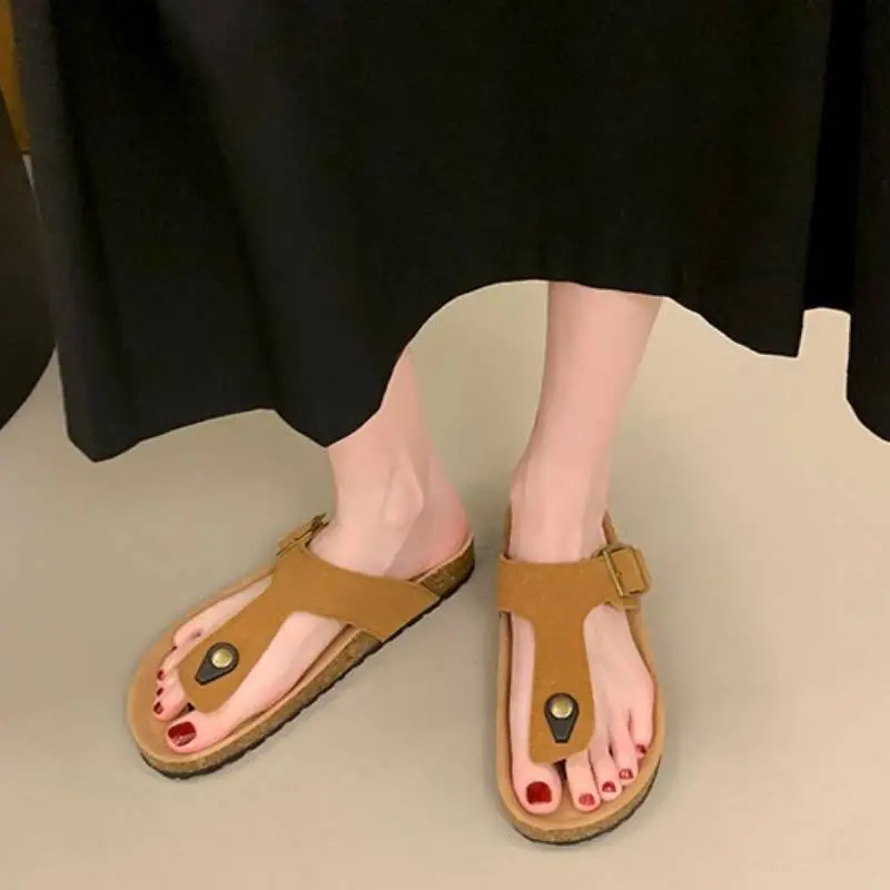Simple Basics Flip Flops-4