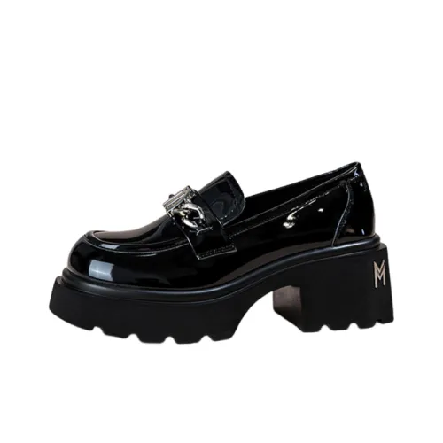 Simple Fashionable Loafer