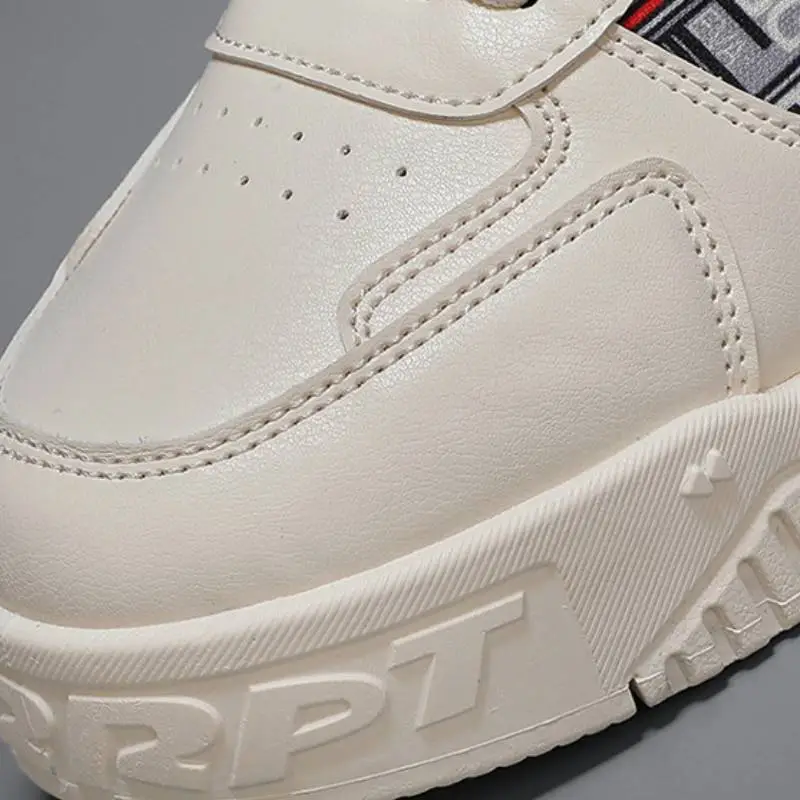 Sports Simple Stylish Skateboarding Shoes-6