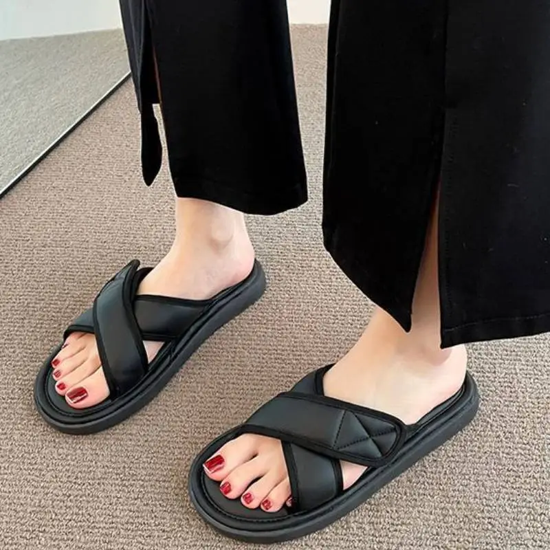 Simple Basics Flip Flops-9